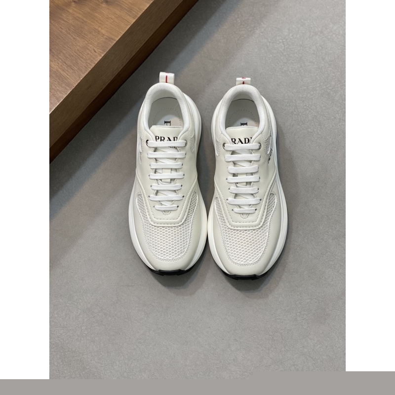 Pra*a casual shoes